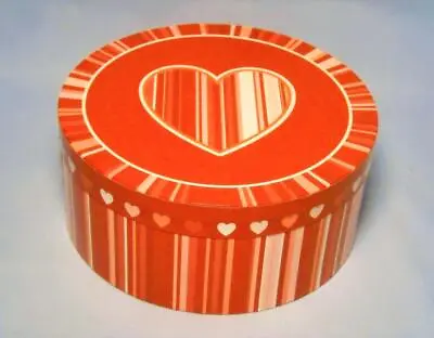 Valentine Gift Box Vintage – Round • $10.99