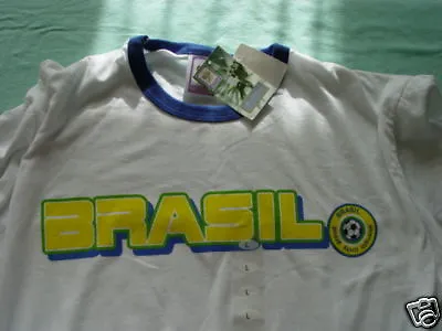 New 2006 Brasil Soccer Football  T-shirt Sz L  • $14.99