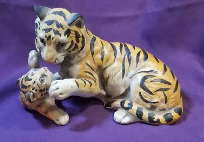 Vintage UCTCI (Japan) Tiger And Cub Ceramic Cat Figurine • $19.99