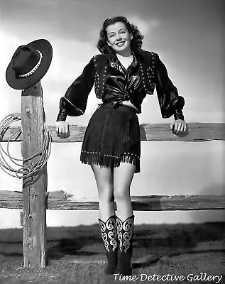 Cowgirl Pinup Actress Gail Russell - Vintage Celebrity Photo Print • £9.65