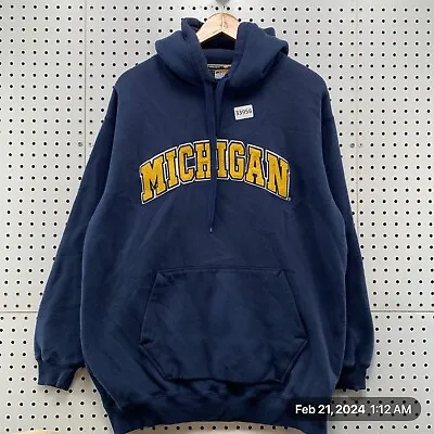 Vintage Michigan Wolverines Hoodie Mens XL Embroidered Sweatshirt 24x29.5 • $28.49