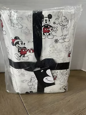 Pottery Barn Holiday Mickey Mouse Sheet Set Full Christmas Percale • $79.99