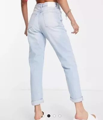 $30 • Buy Bershka Tall Mom Jeans Light Wash Size 26