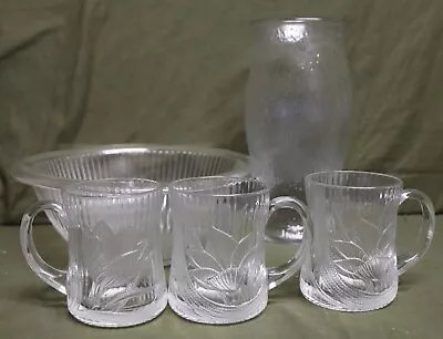 3 Slcoloc France Tulips Leaf Cups With Handle & 1 Big Crystal Bowl & A Vase. B83 • $39.99