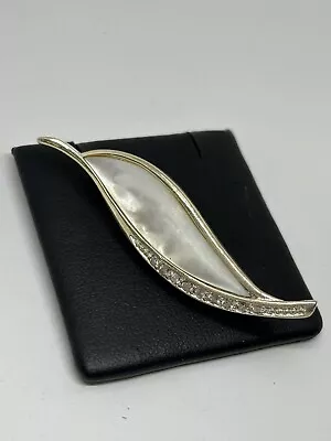 Vintage Solid 925 Sterling Silver MOTHER OF PEARL AND CZ BROOCH 7.79g 5cm  • $2.25