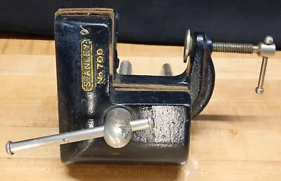 Vintage STANLEY No. 700 Cast Iron Clamp-On Woodworkers Bench Corner Vise • $34