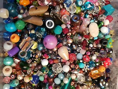 200 Mixed Beads Lot  Jewelry Making Mix Beads Variety Read Description  • $13.99