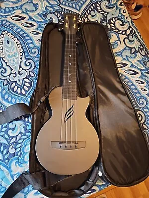 Ukulele Soprano • $22