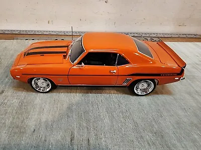 Acme 1:18-1969 Chevrolet Yenko Camaro Hugger Orange - A1805728 - Free Shipping • $132.95