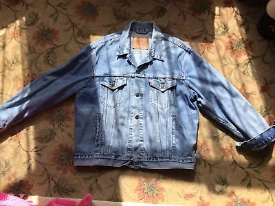 Men's Vintage Levi's Denim Trucker Sherpa Jacket XL • £25