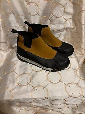 VIBRAM PULL-ON Duck Type BOOT Vibram Brown/Black Size 9 • $60