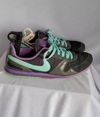 Nike Eclipse 2 Gray/Purple Womens Size 10 • $15