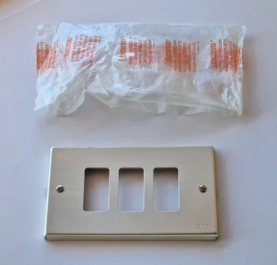 Magic Placca Con Viti A 2 Posti Oxidal Bticino - Per Installazioni Elettriche - Foto 7