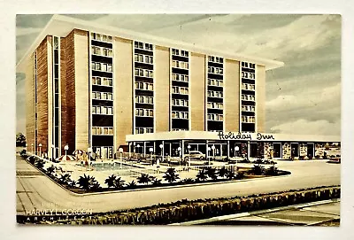 1960s Holiday Inn Of Richmond Crossroads Virginia VA Postcard Vintage Hotel Pool • £8.20