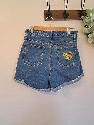 Women's Embroidered Sunflower Floral Shorts • $15