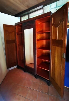 $2180 • Buy An Antique  Masterpiece  Wardrobe By Beard Watson & Co P/L, Stamped 39798