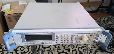 Rohde And Schwarz Signal Generator 9kHz 1.1GHz SML 01 1090.3000.11 • $599