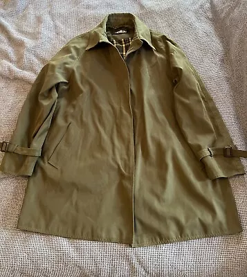 David Barry Of London Raincoat. Olive Green Fully Lined  Size 20 Preloved  • £7.99