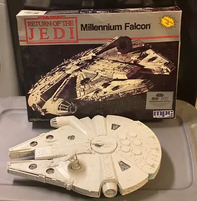 Millennium Falcon Star Wars Return Of The Jedi MPC Ertl Model Kit - Built  • $14.99