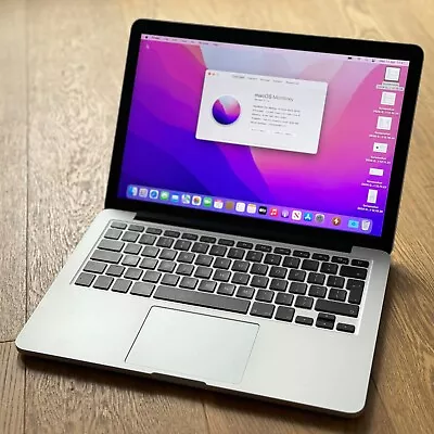 MacBook Pro 13  Early 2015 2.9 GHz Dual-Core Intel Core I5 8 GB  500 GB SSD • £84