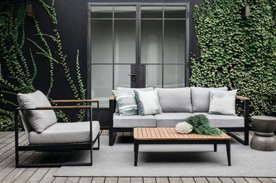 $530 • Buy Coco Republic Outdoor Furniture Setting 3 Seater 2 X 1 Seater Used 