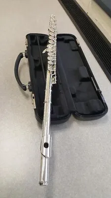 Yamaha Flute(closed Hole) ADVANTAGE 200 (PRISTINE) • $299