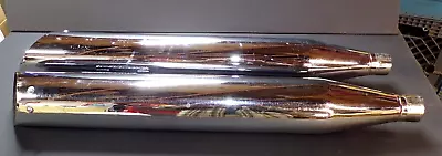 H/D Harley Davidson Road King Mufflers-Vance & Hines  (A) • $100