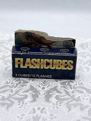 Vintage New Sylvania Flashcubes Made In USA 3 Cubes In Orig. Box  • $4