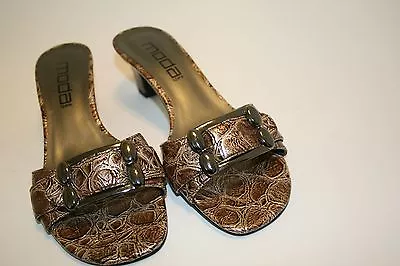 Moda Spana 6.5 M Womens Brown Faux Reptile Sandal Shoes 2  Heels Mules Buckle • $14.44