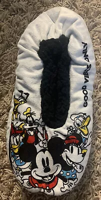 Disney Fuzzy Babba Slipper Socks “Good Vibes Only” White Shoe Size 7-9.5 Grips • $15.95