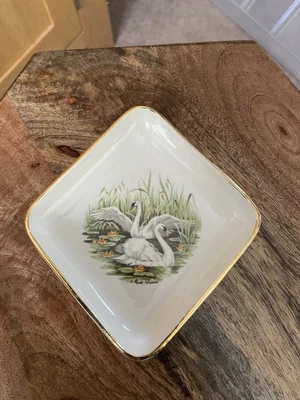 £2 • Buy Royal Worcester Palissy Game Series.Swan/White/Gold Trim.Good Condition.