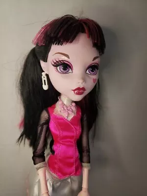 Monster High Draculaura Doll Frightfully Tall 17” • $125