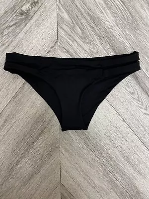 L Space Womens Black Sensual Solids Cut Out Estella Classic Swim Bikini Bottom S • $25.46