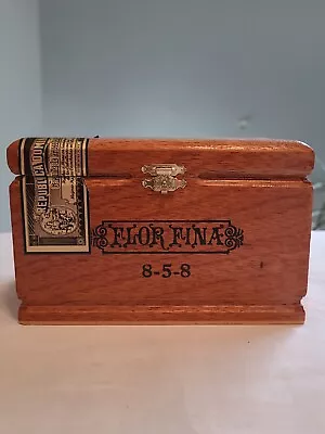 Flor Fina 8-5-8 Cigar Box – A Fuente Natural Gran Reserva  (m2) • $12.99