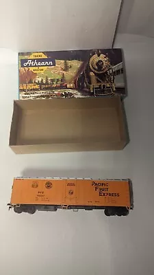 Vintage HO Scale Athearn 50' Box Car Pacific Fruit Express Orange #302207 VGC • $18