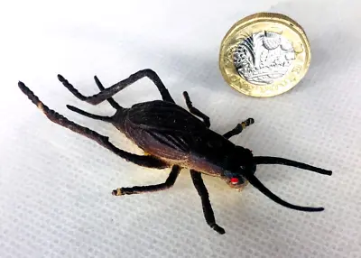 Beetle Cockroach Insect Toy Animal Bug Black • £4.46