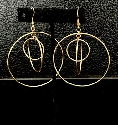 MY VINTAGE MOM’S Gold Tone OPEN Dangle CIRCLES Pierced BIG! Earrings • $4.99