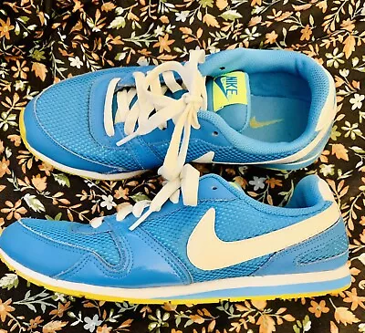 Nike Eclipse Li Women’s Size 8 • $18.75