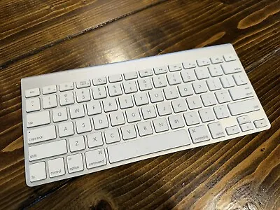 Apple MC184E/B Wireless Keyboard (battery Powered) • $21