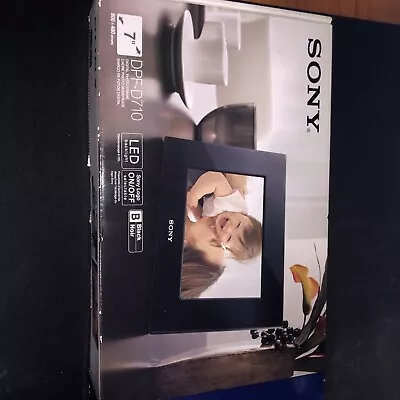 Sony DPF-D710 7  Digital Picture Frame • $22