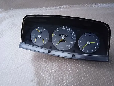 Mercedes W123 240d 300d 300td Instrument Cluster Speedometer 87001050 • $165