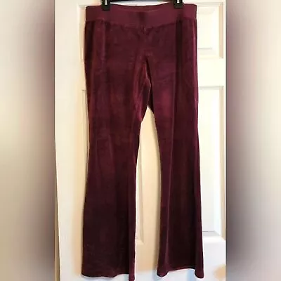 Motherhood Woman's Size: Small Maternity Burgundy Valour Flared Sweatpants • £18.05