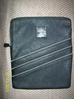 MICHE  10   Black  Tablet  Case • $16.50