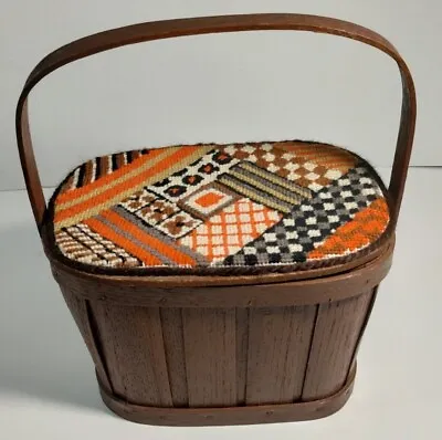 Vintage 70s Wicker Basket Purse Sewing Hand Bag Retro Picnic Handbag Unique Vibe • $28.50