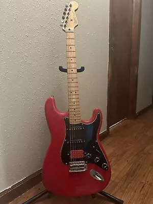 2014 Fender Standard FSR Stratocaster HSS Electric Guitar Candy Red Burst • $400