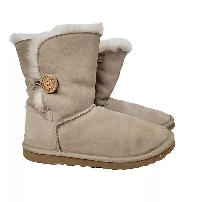 UGG Australia Bailey Button Chestnut 5803 Sheepskin Women’s Boots Size 8 • $36.99