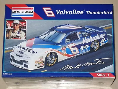 Ford Thunderbird NASCAR 1995 Mark Martin - MONOGRAM 1:24 Scale Plastic Model Kit • $34.99