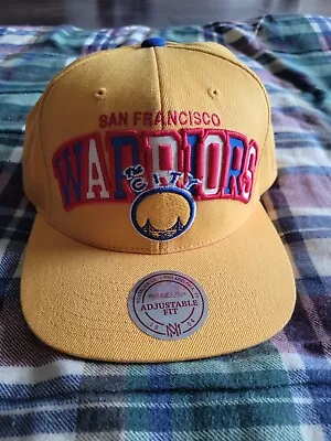 Golden State Warriors SF Snapback Mitchell And Ness Adjustable Fit Yellow • $26