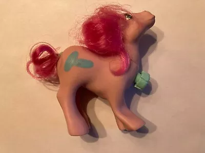 My Little Pony 1984 Unicorn Vintage Hasbro Twist & Spin Tail  • $10.99