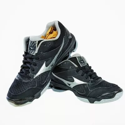 Mizuno Women's Wave Bolt 7 Volleyball Shoes Black & Sliver Size 10 • $19.99